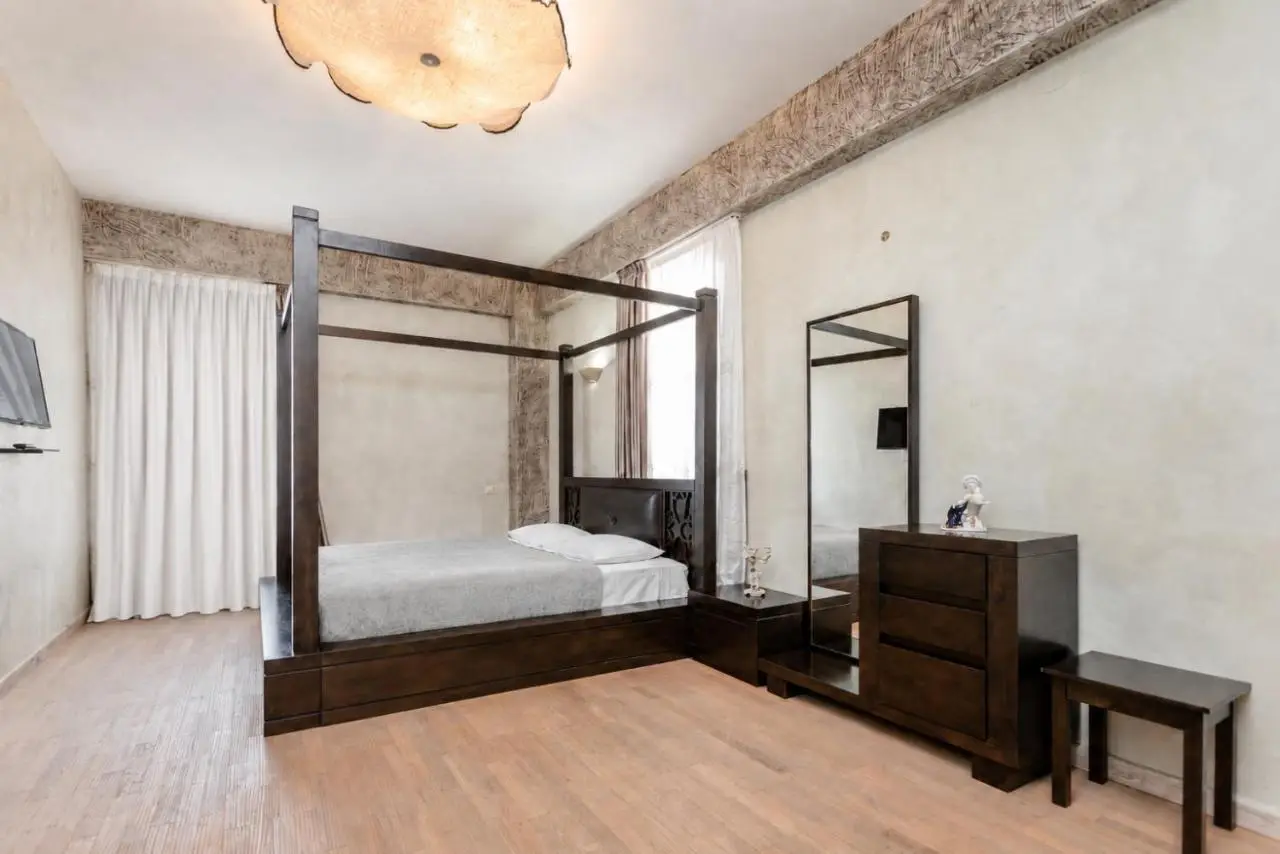 Executive Central Loft