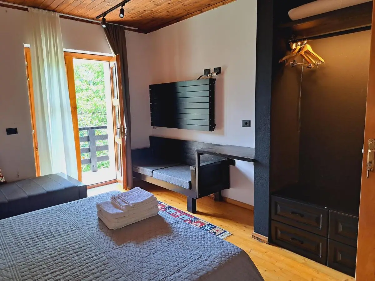 Villa Gjeçaj Guesthouse and Restaurant
