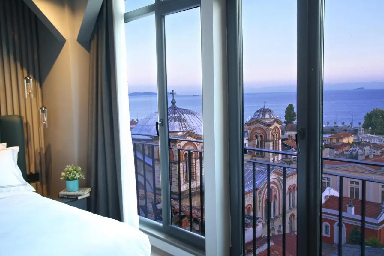 HOTEL BRONTE