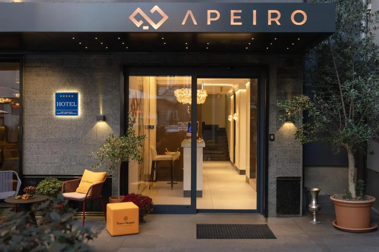 Apeiro City Avant-garde Hotel