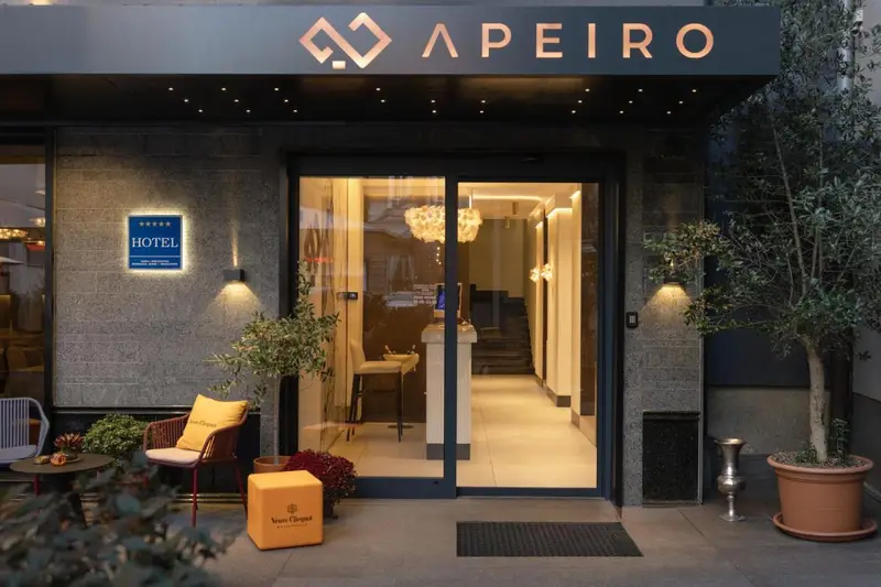 Apeiro City Avant-garde Hotel