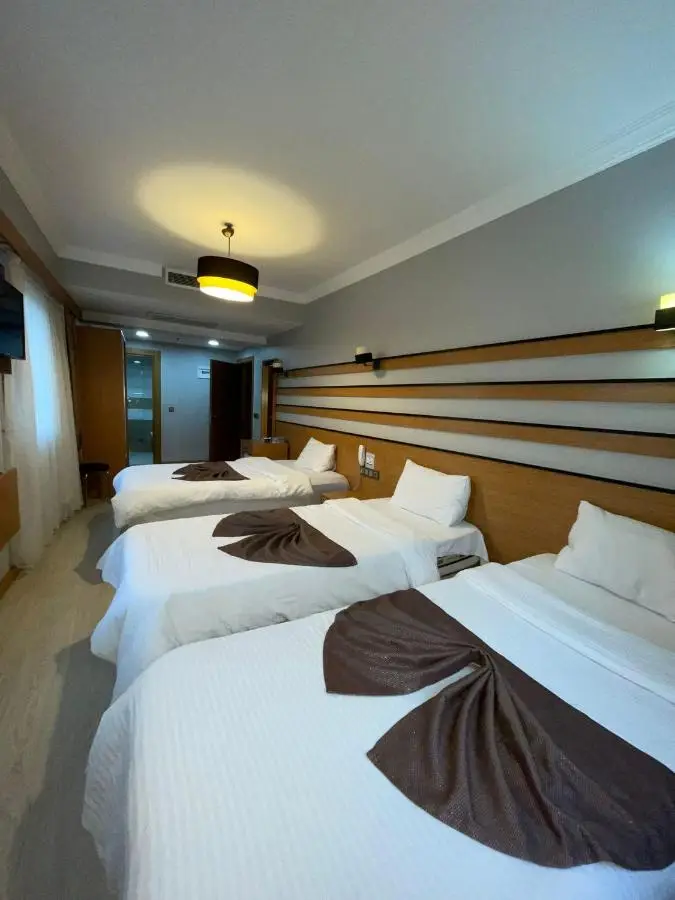 Quars Garden Hotel