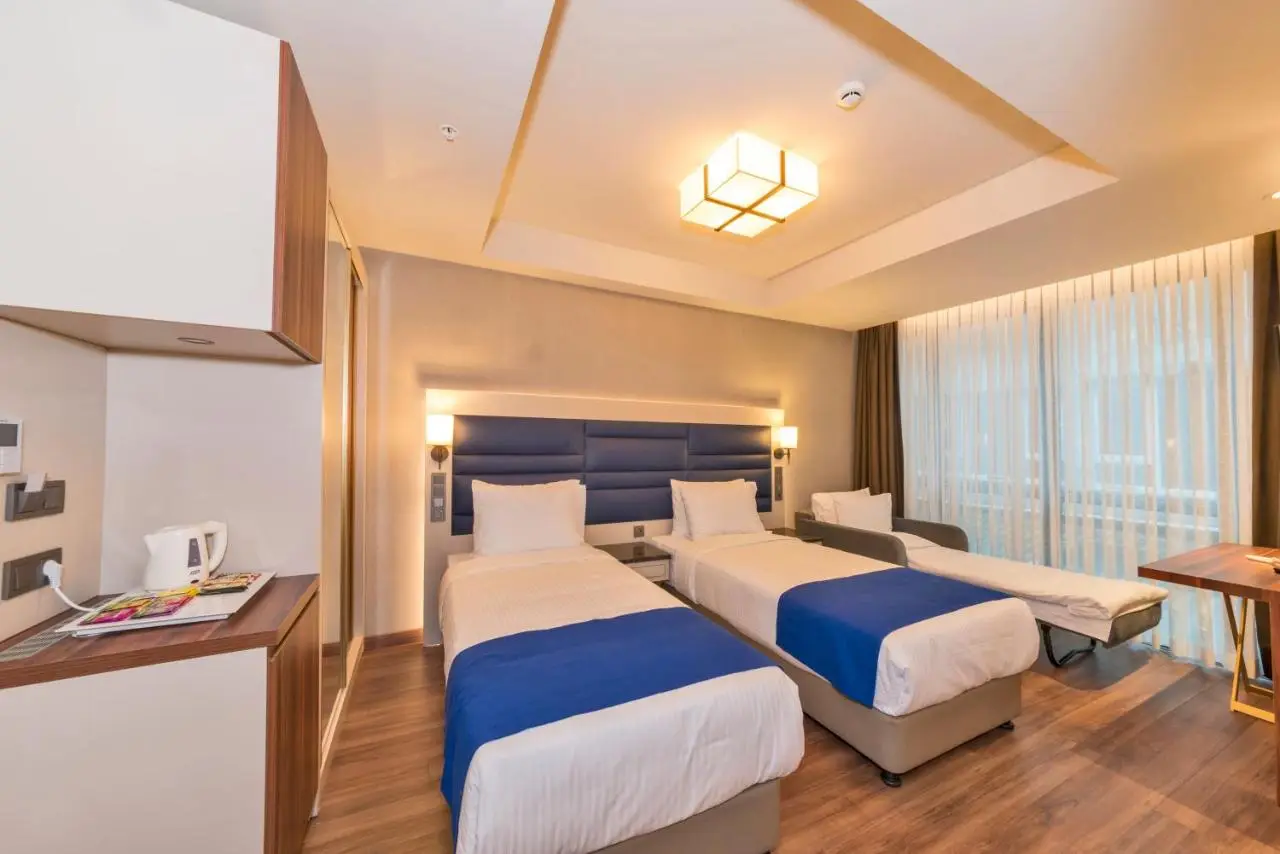 Golden Royal Hotel & SPA