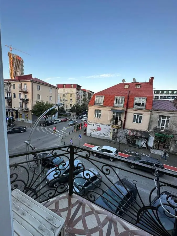 Eiffel Hotel