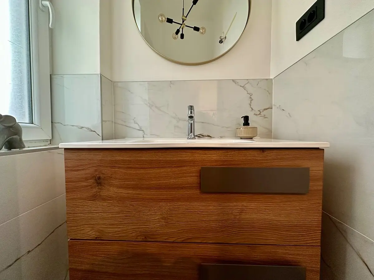 Stylish Prime Location Apartment