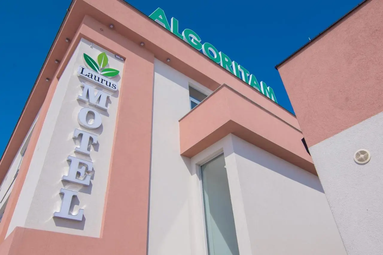 Laurus Motel Airport Tuzla
