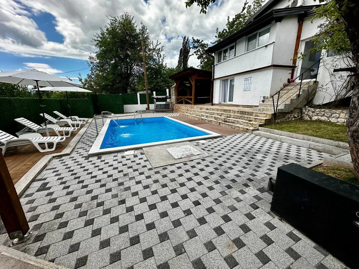 Villas by Expert IMAN