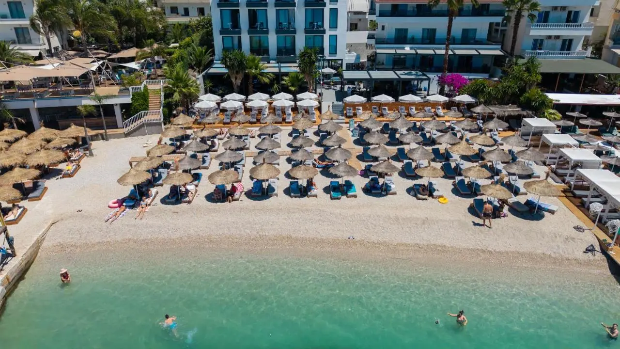 Vila Era Beach