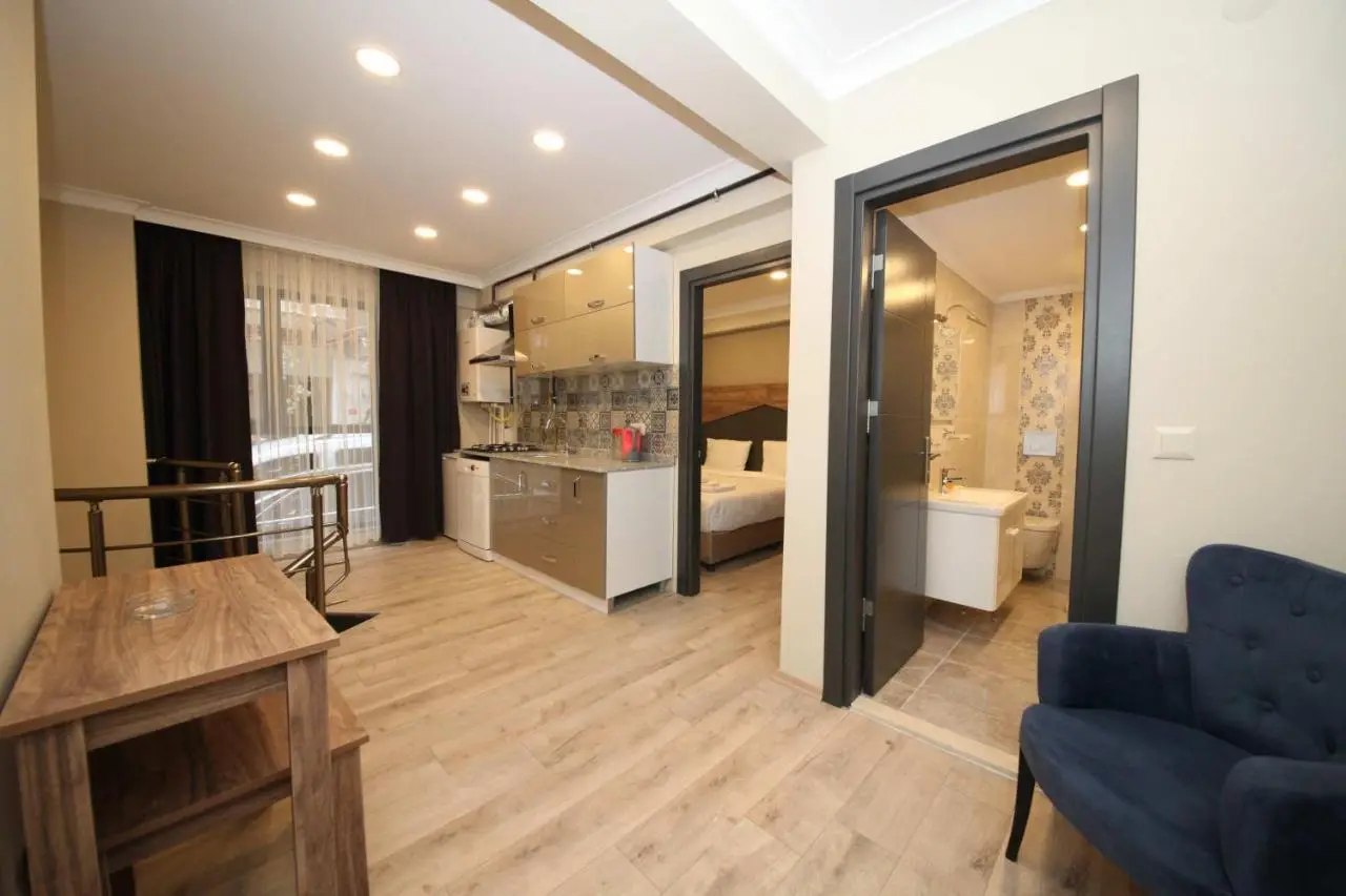 Corner Suite