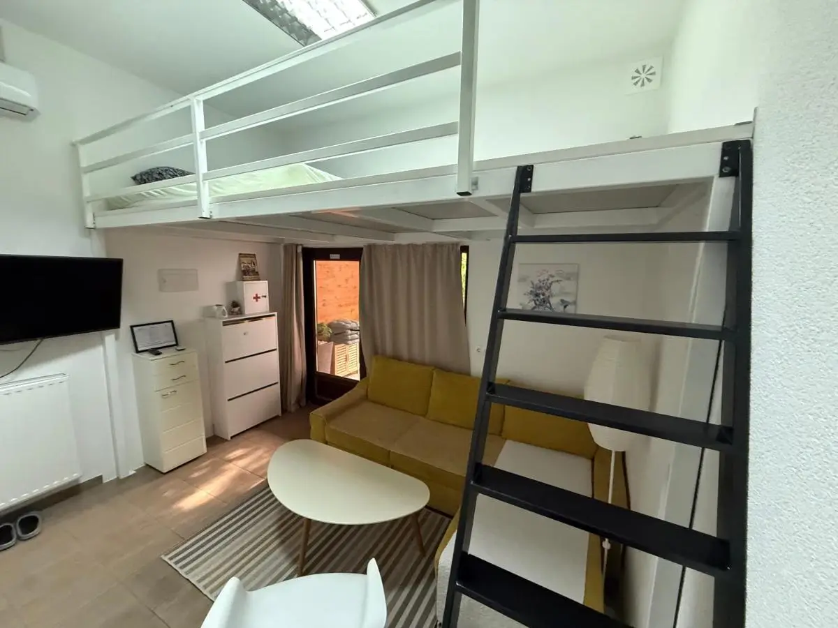 Studio apartman Bišće