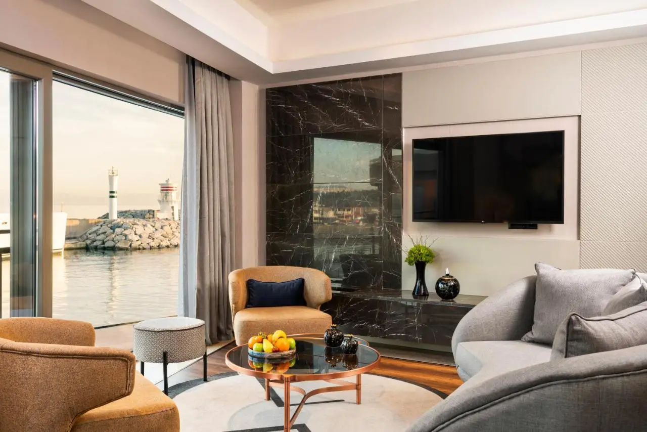 Crowne Plaza Istanbul Tuzla Viaport Marina by IHG