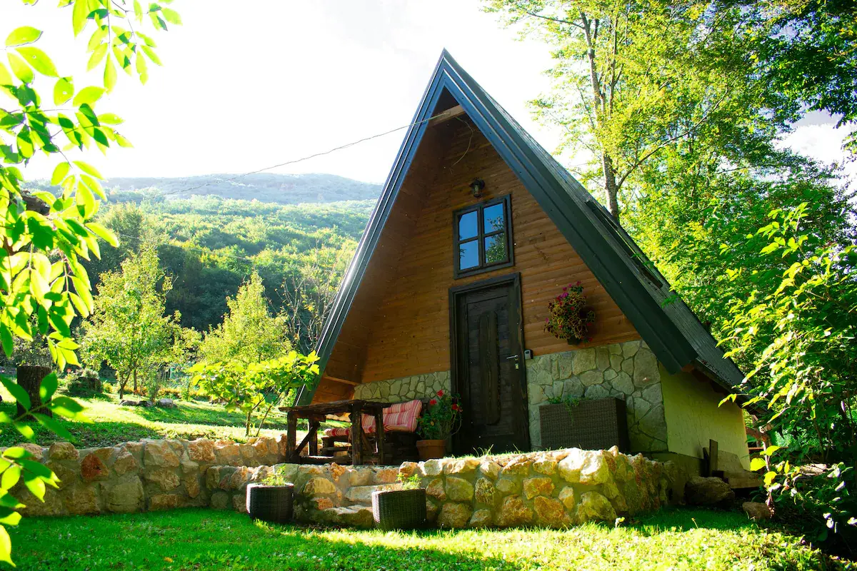 Irka Cottage | Solar A-Frame by Una National Park