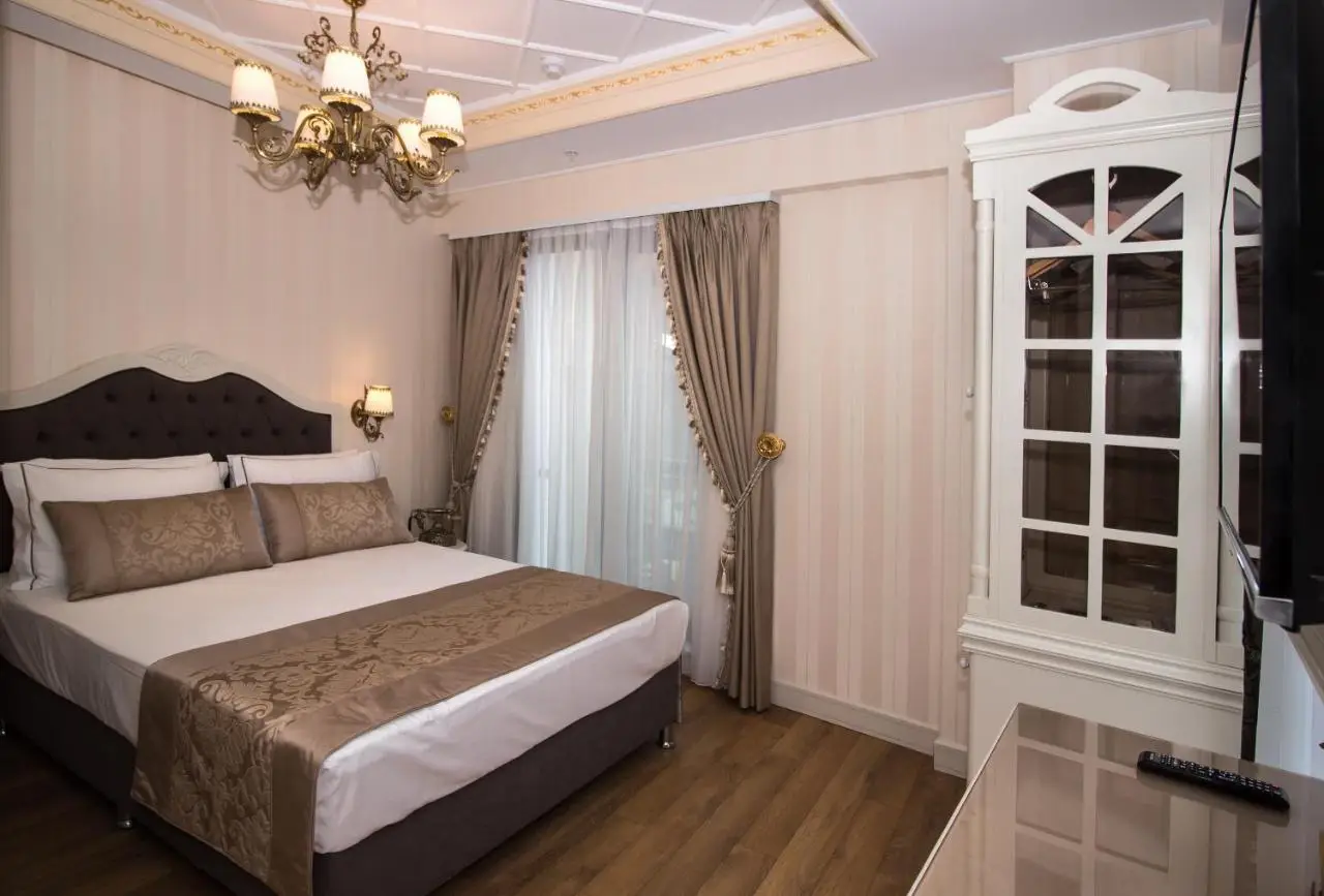Istanbul Town Hotel
