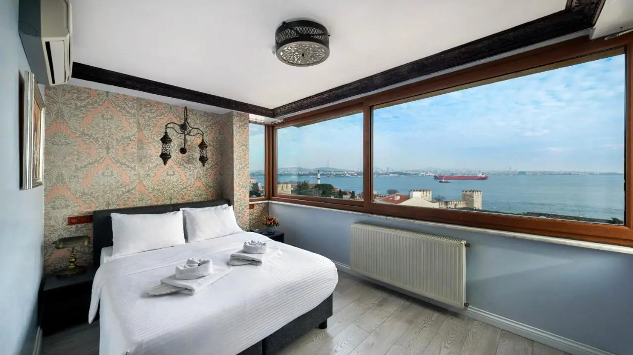 Mytra Hotel