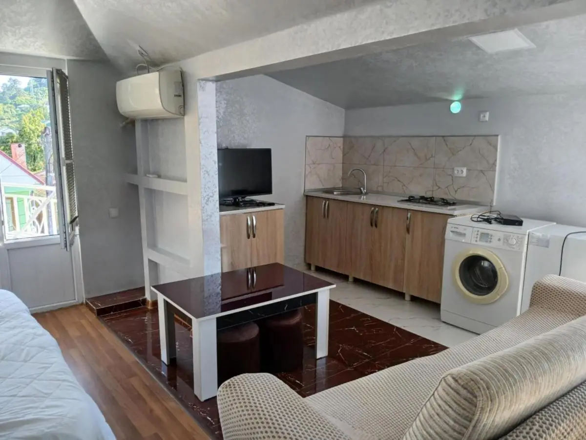 mano guest house