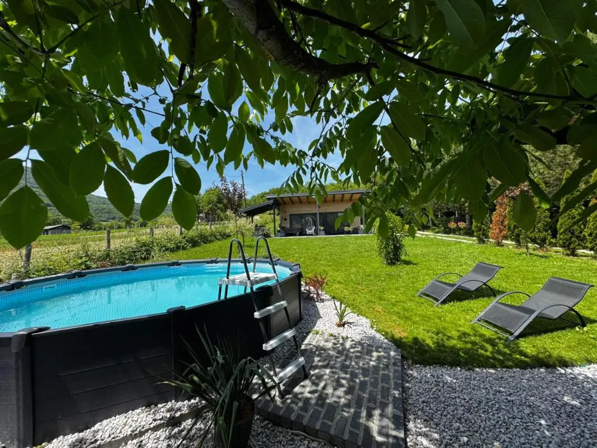 Residence Wood Pool & SPA