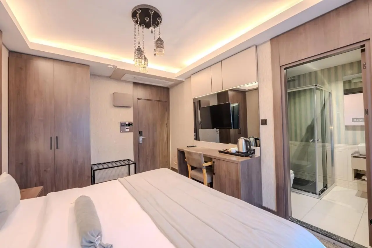 BEST GARDEN HOTEL