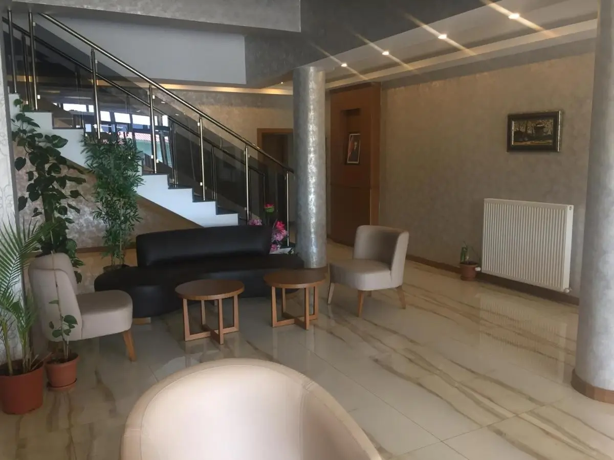 Garden Zara Hotel