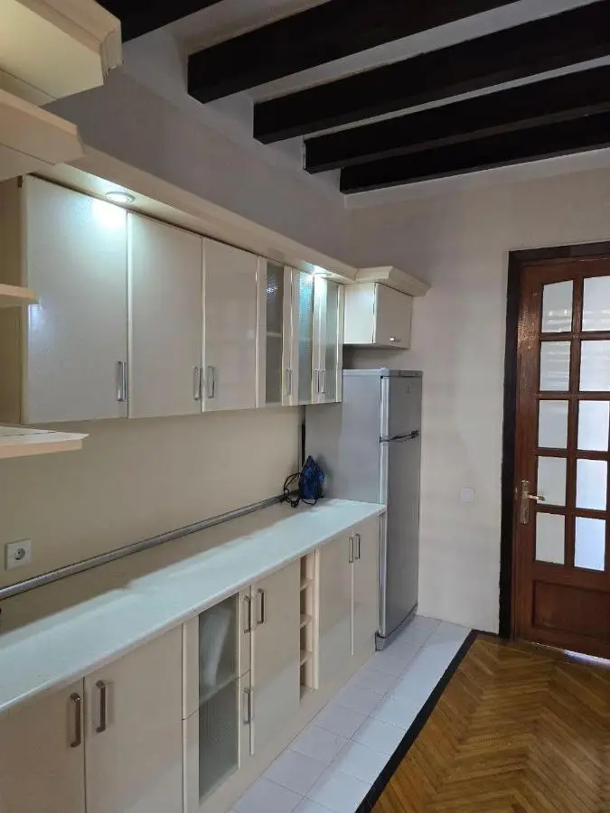 Apartment Formula 1 view