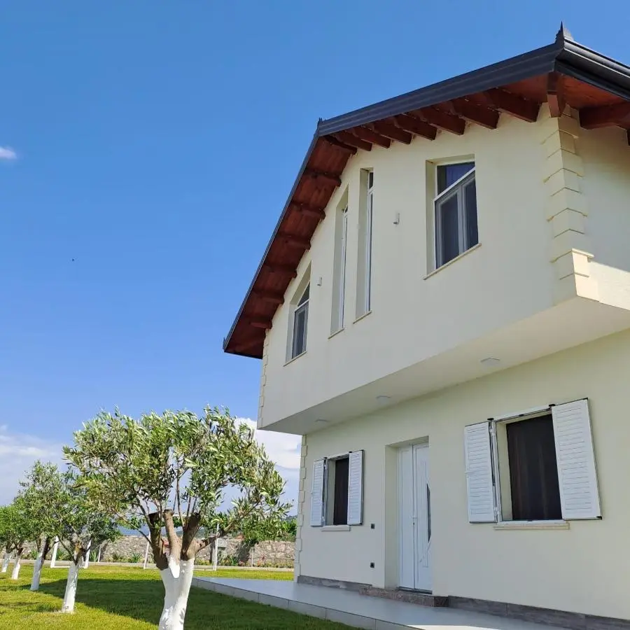 Xhuli Guesthouse