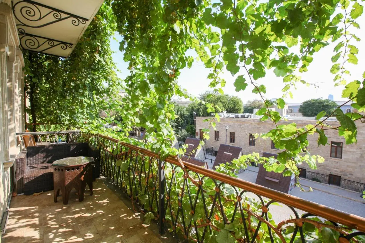 Shah Palace Luxury Museum Hotel