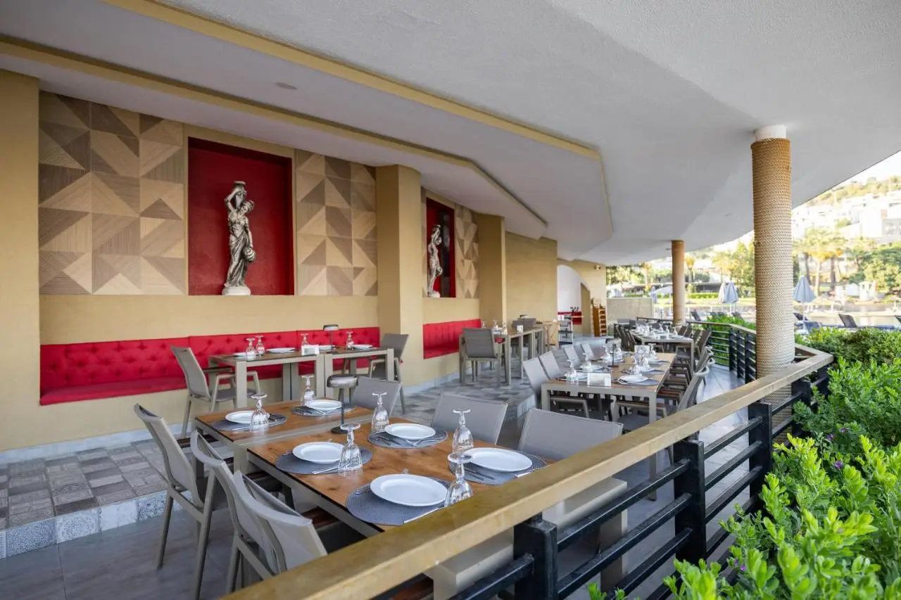 Yasmin Bodrum Resort