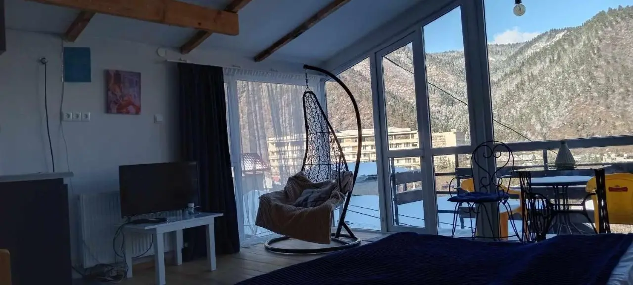 Tamara's apartment