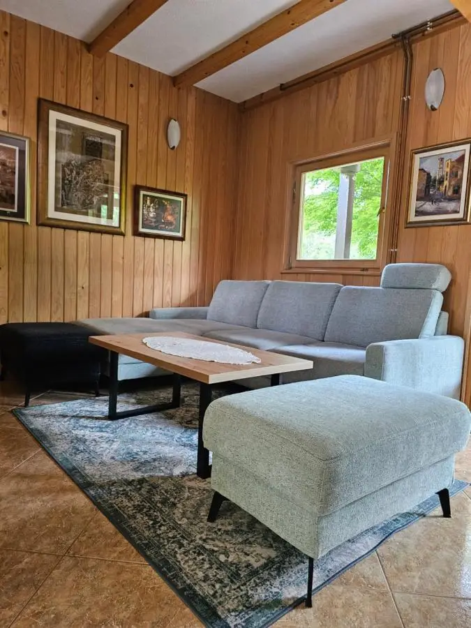 Holiday House Bella