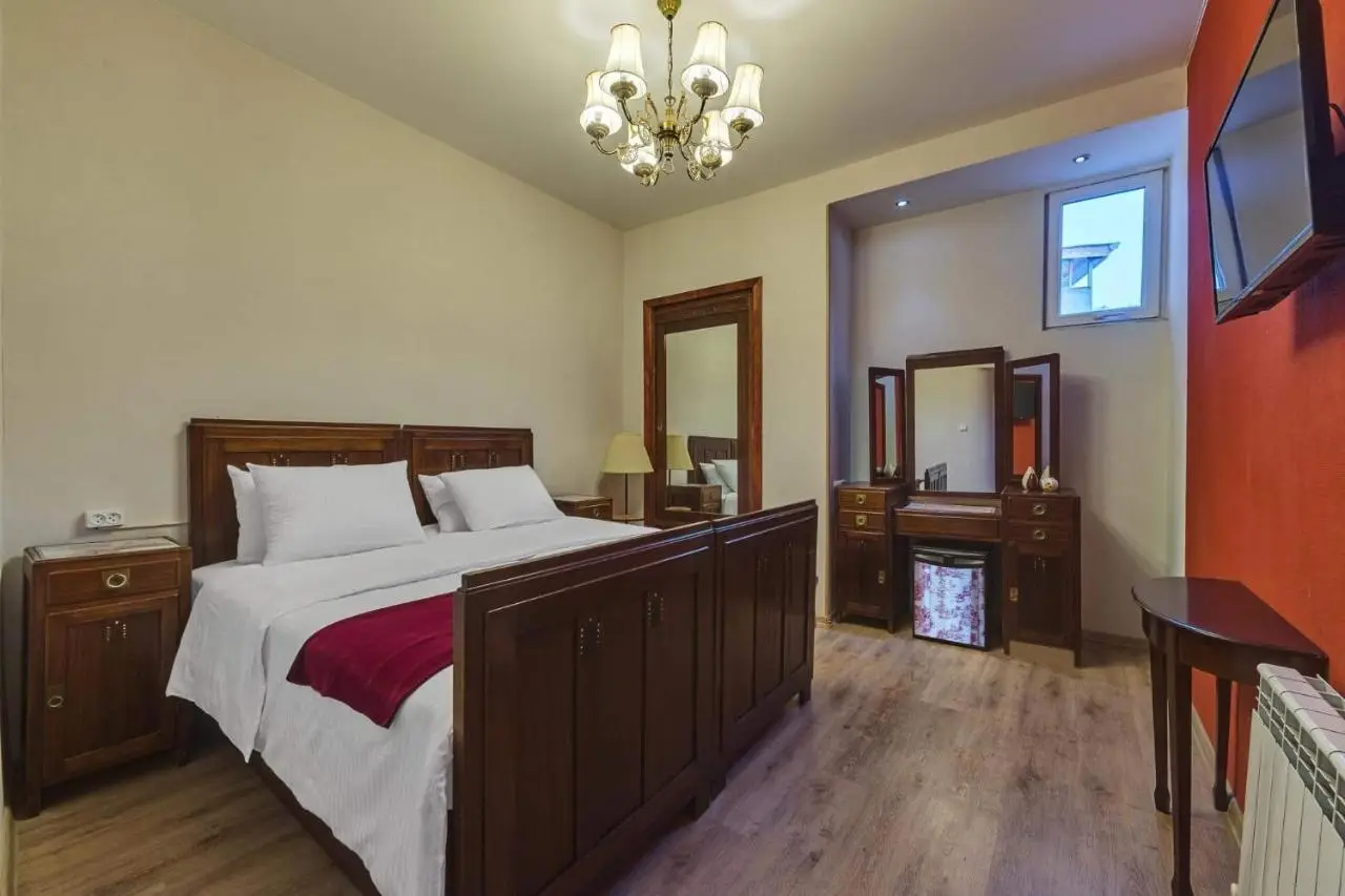 House 52 Boutique Hotel