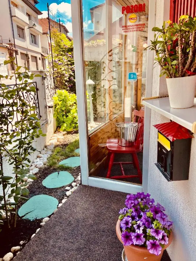 Halvat Guesthouse