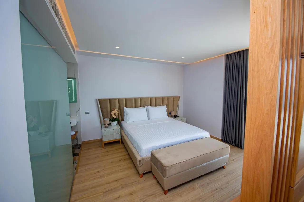 El Primero Hotel