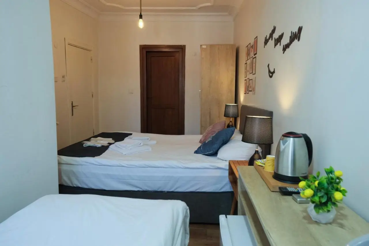 Kondoskali Hotel