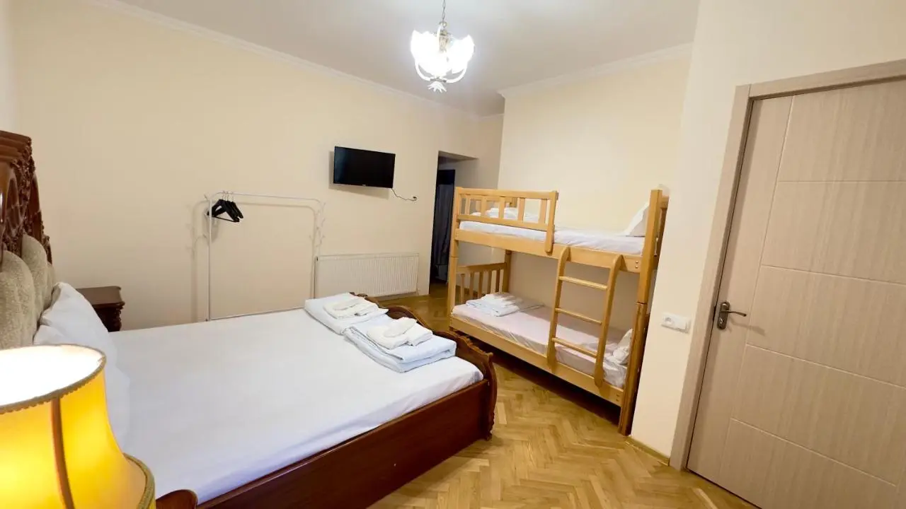 Davit's Apartments 21