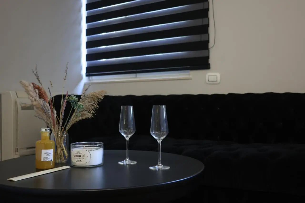 Lunarist Luxury Private Jacuzzi Suites Tirana