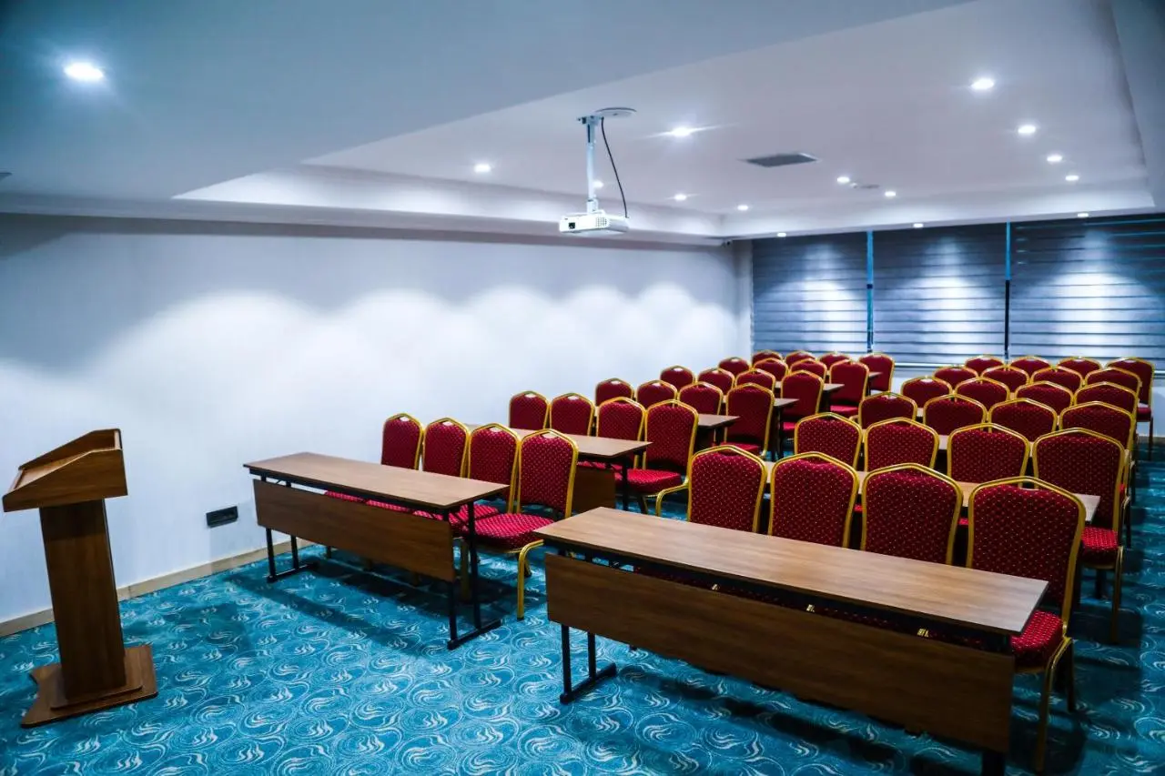 Iris Hotel Baku