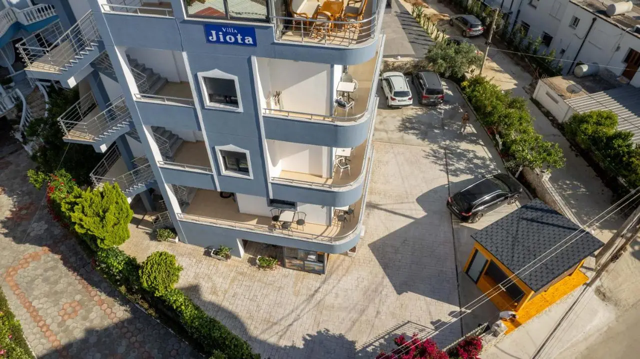 Villa JIOTA