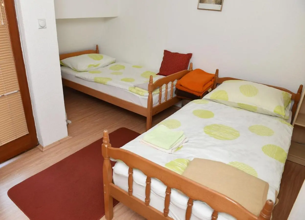 Guesthouse Ema