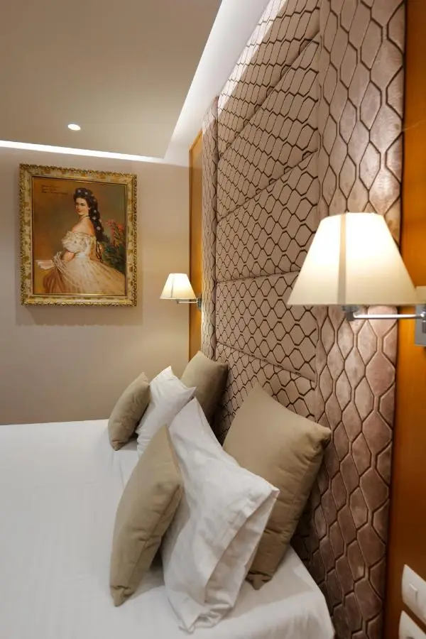 Hotel Queen