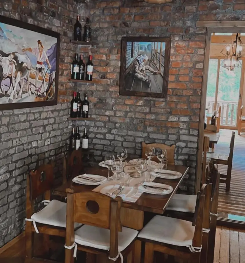 - Cemi River Rooms -