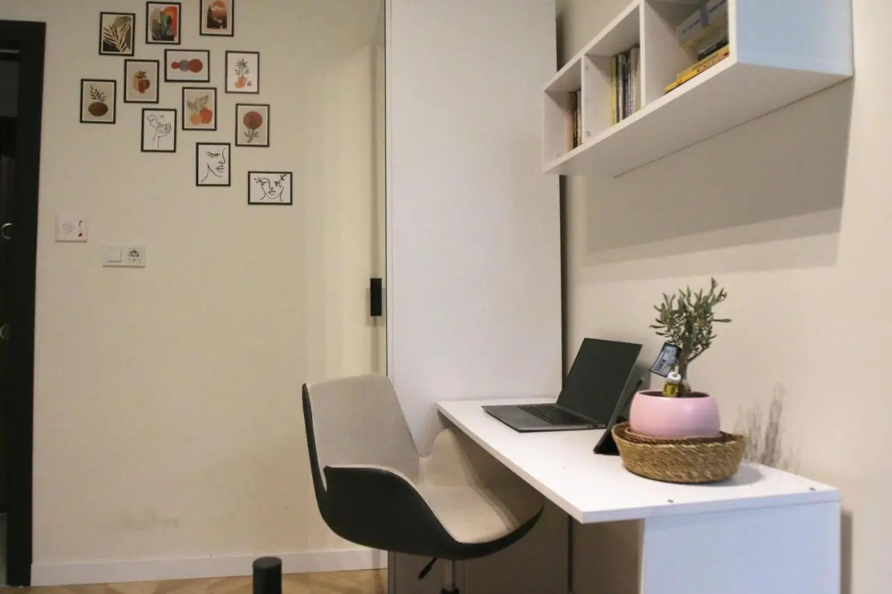 balcony 2BR apt with 2toilet and 2bath near to nişantaşi #3
