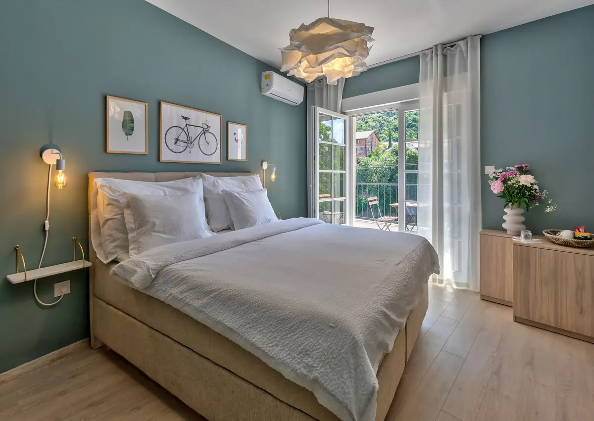 Central boutique room with amazing river view