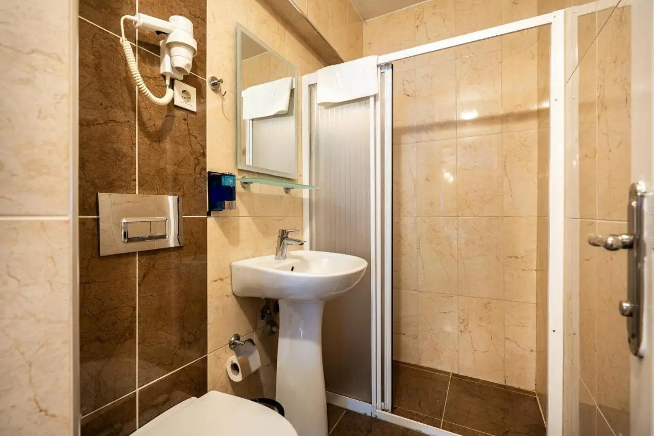 Cihangir Palace Hotel