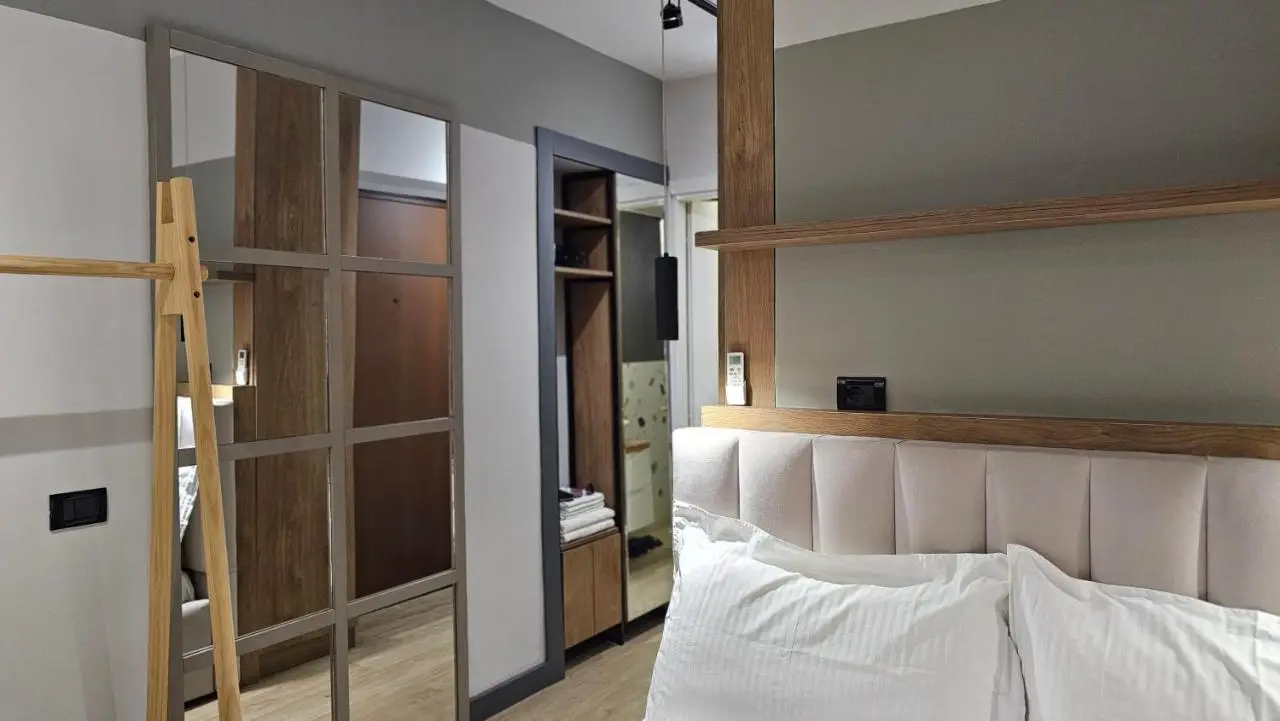TAM Center Studio Apartment Next To Blloku No1