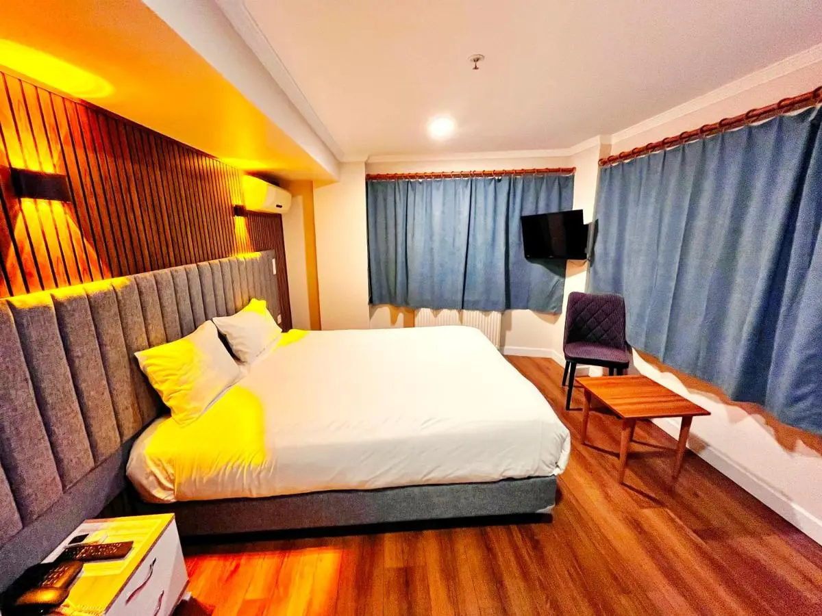 Naila Hotel