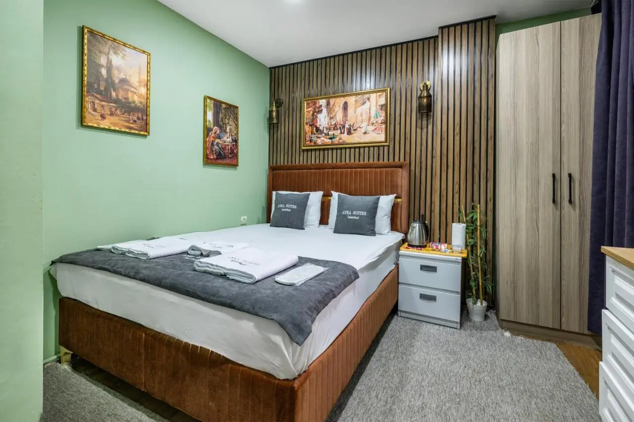 AYKA APART SUiTES OLD CITY
