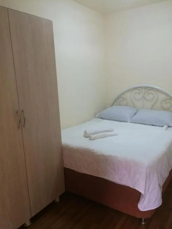 mano guest house