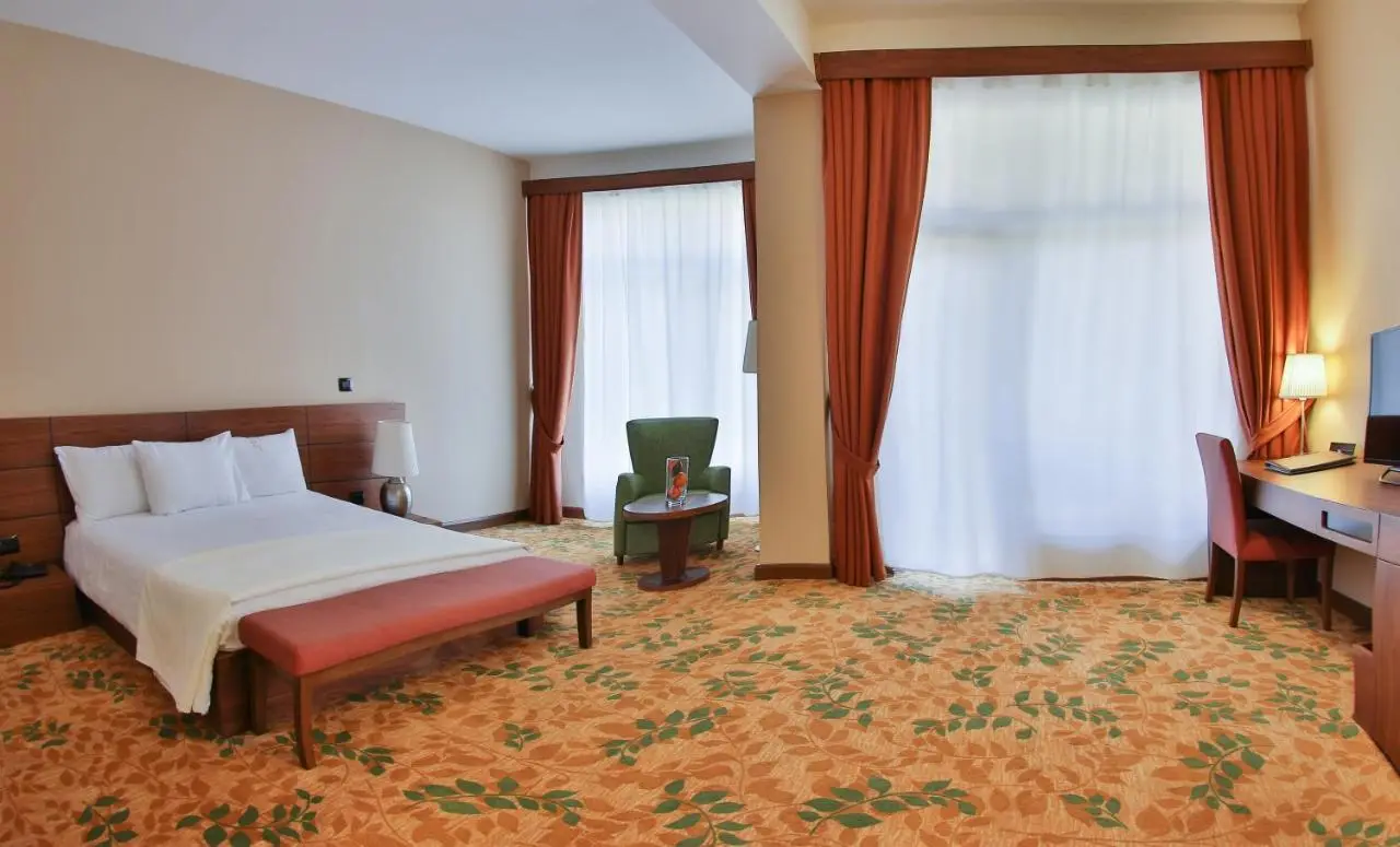 El Resort Hotel