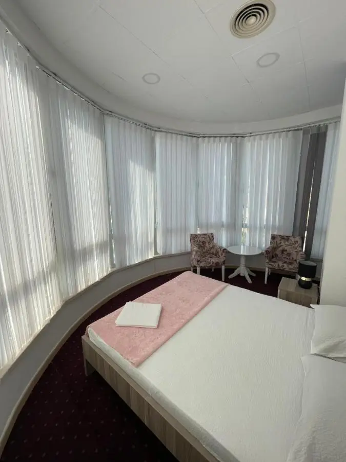Lux Apartments