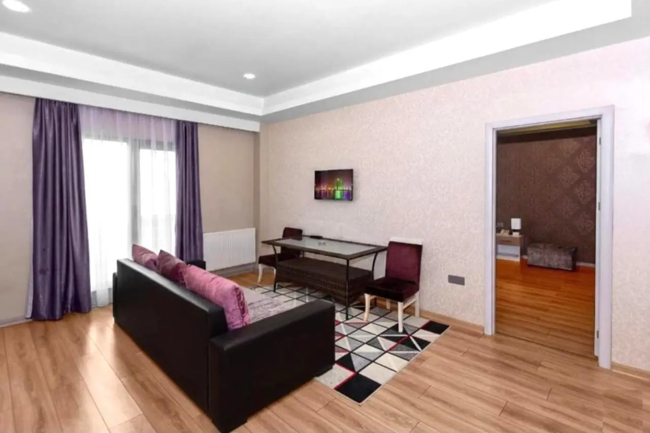 Diplomat Suites Hotel