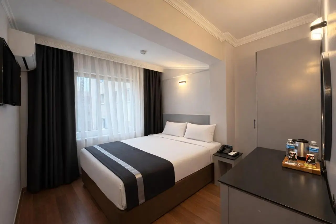 Peak Star Hotel